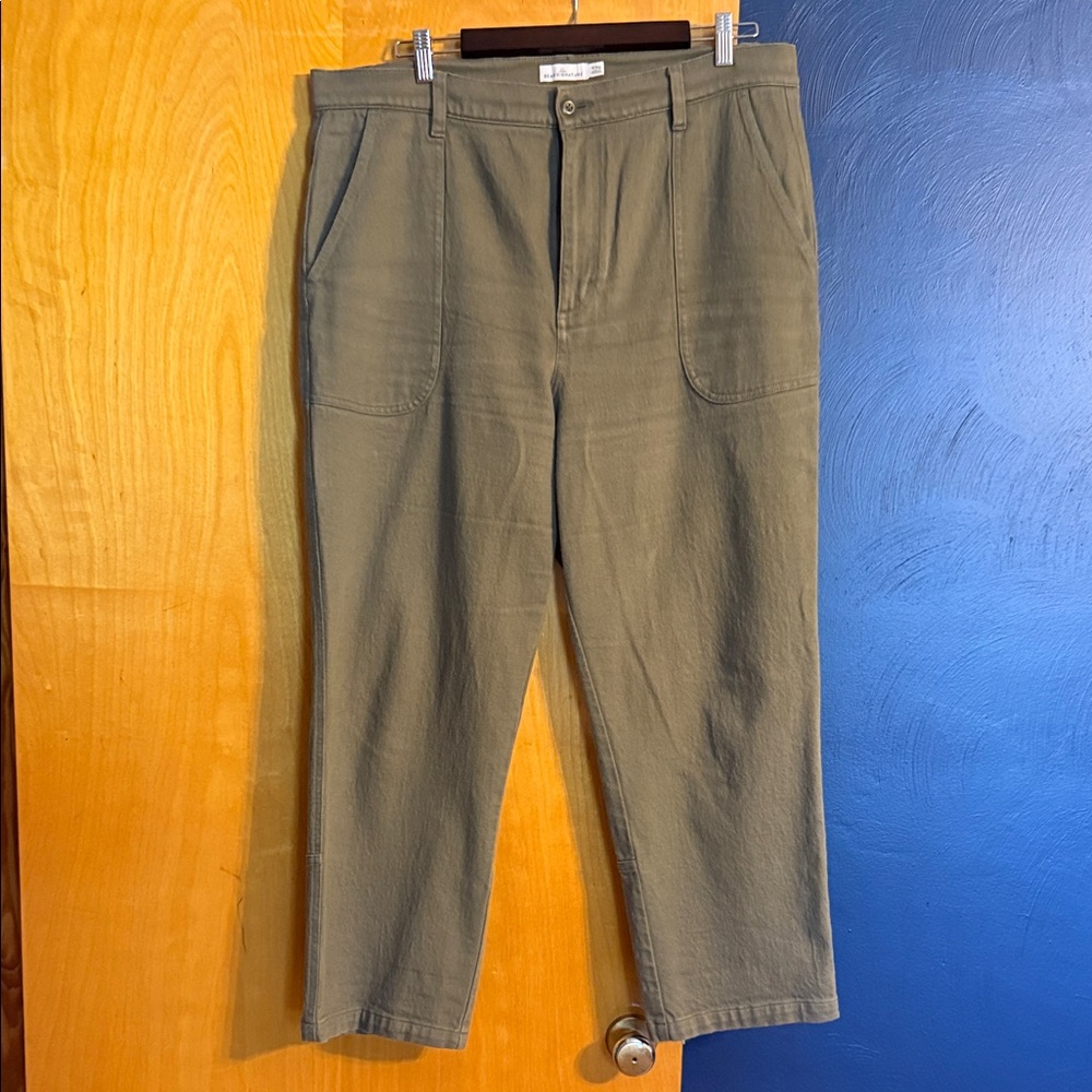 L.L. Bean Olive Straight-Leg Women's Pants